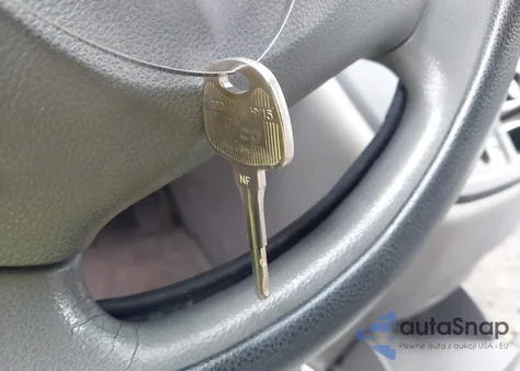 2006 Kia Sedona Ex/Lx from USA, damaged, VIN KNDMB233366051057